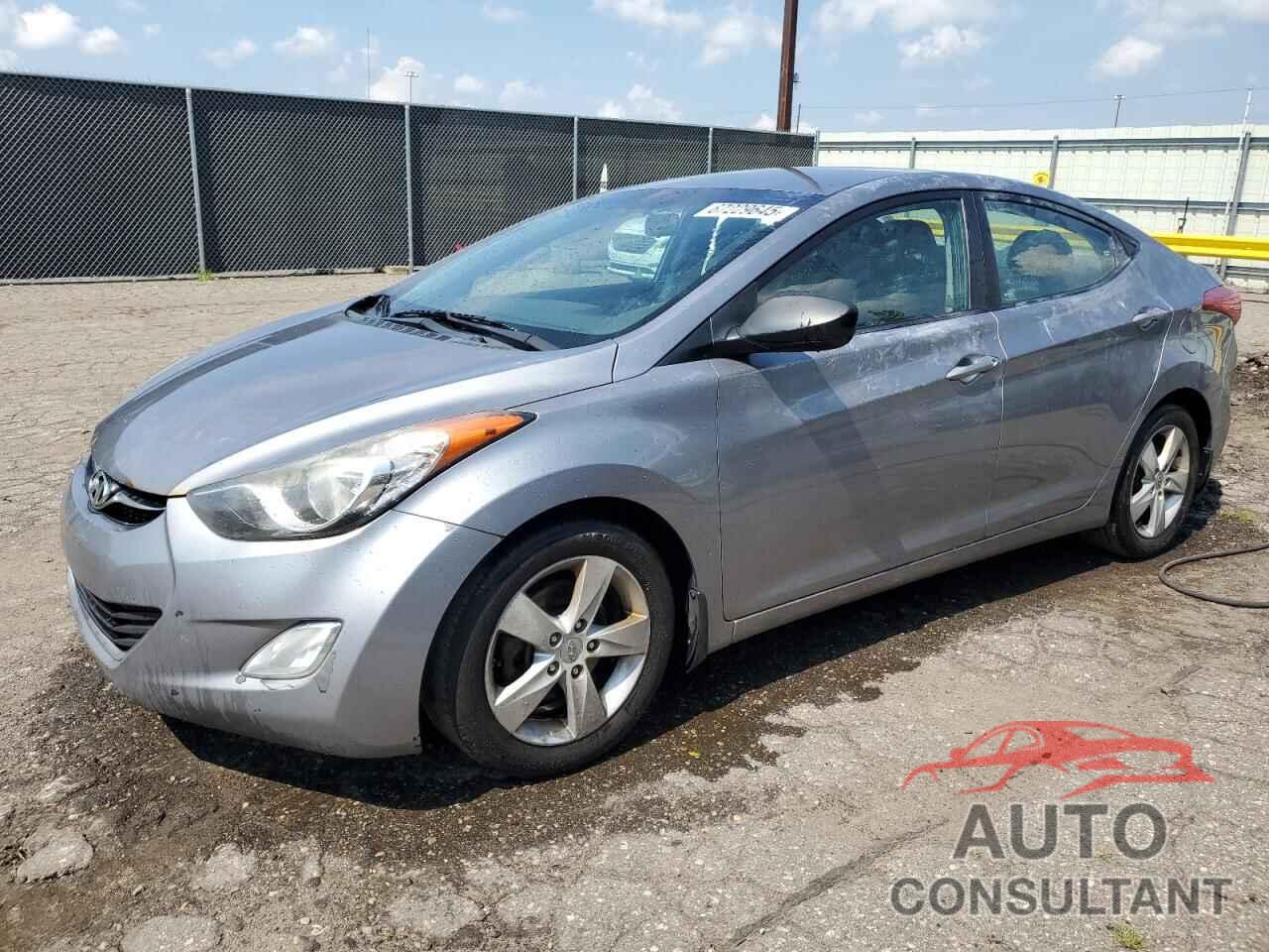 HYUNDAI ELANTRA 2013 - KMHDH4AE3DU556048