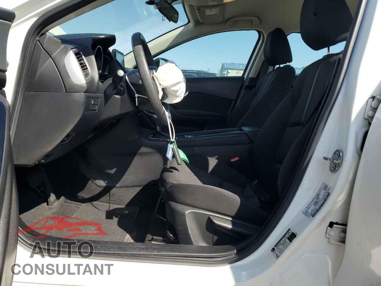 MAZDA 3 2017 - 3MZBN1U79HM133448