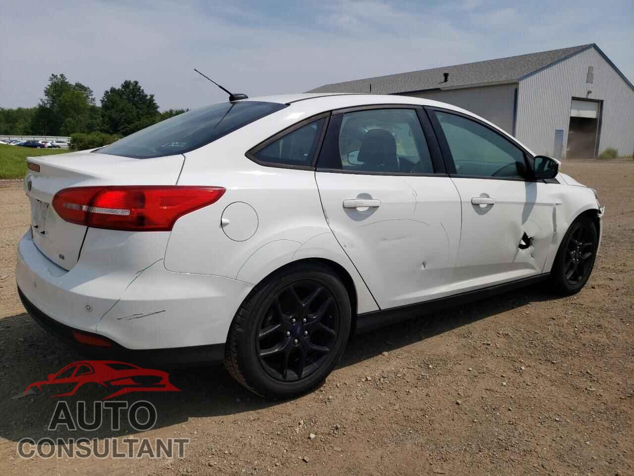 FORD FOCUS 2016 - 1FADP3F25GL299734