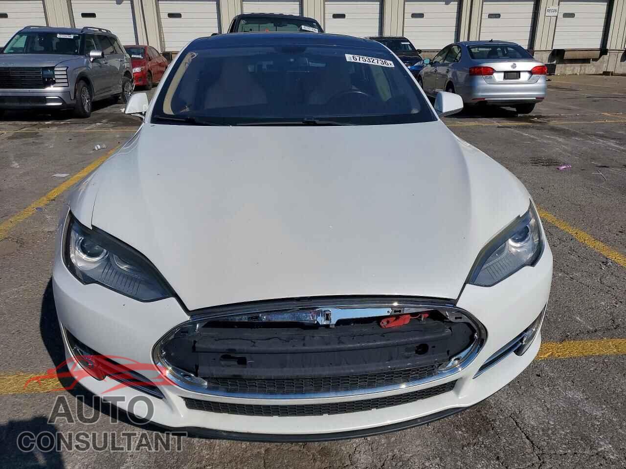 TESLA MODEL S 2013 - 5YJSA1DP0DFP06976