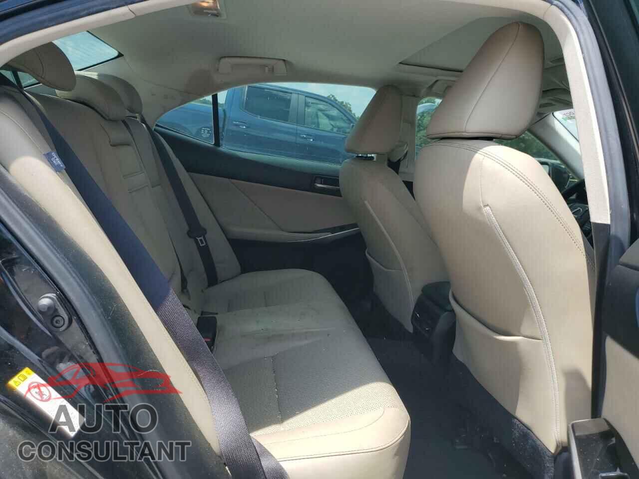 LEXUS IS 2019 - JTHBA1D23K5089235