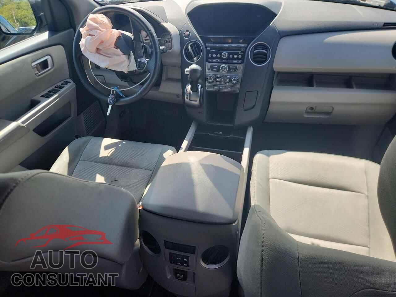 HONDA PILOT 2014 - 5FNYF4H21EB026310