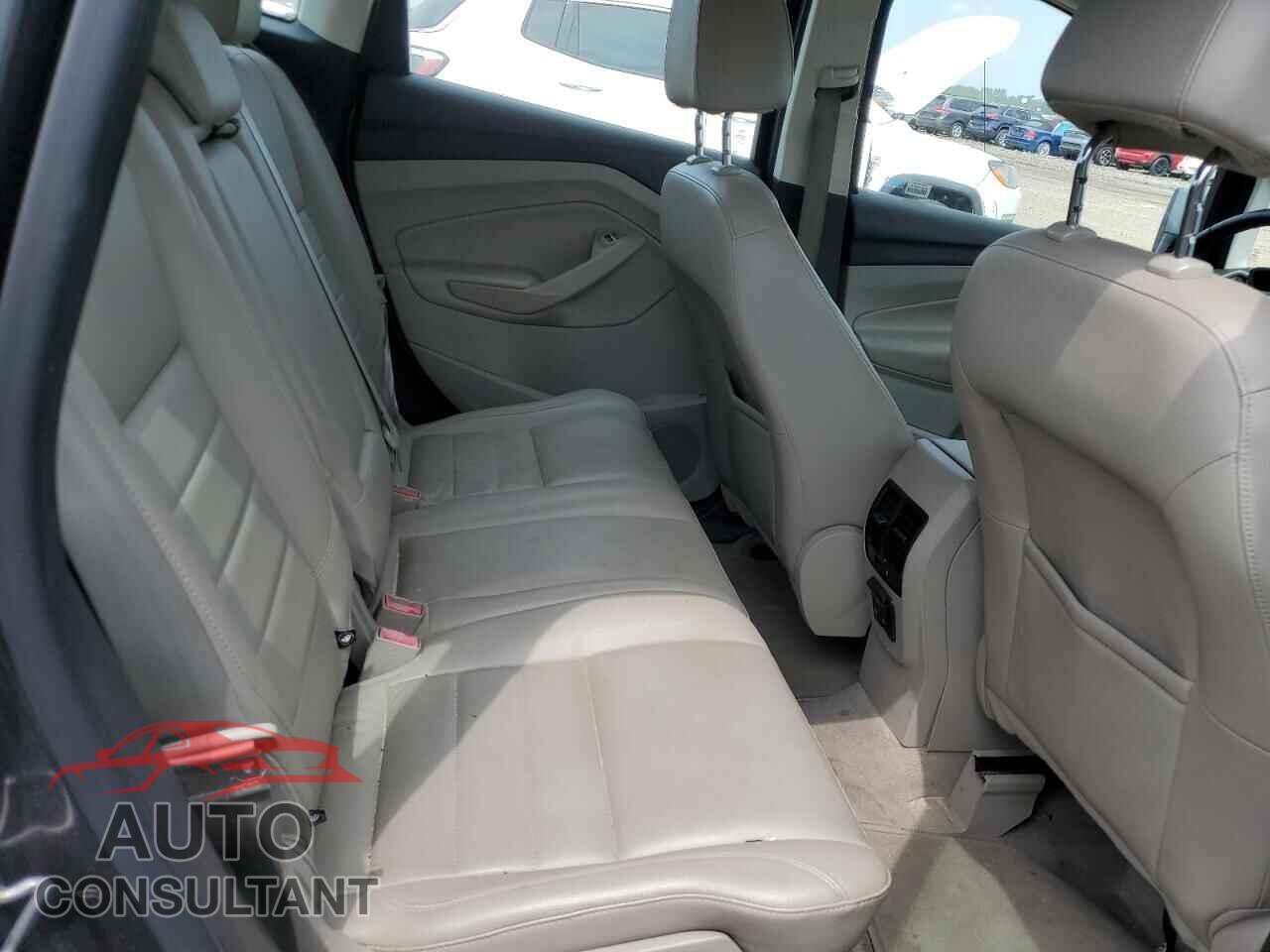 FORD CMAX 2013 - 1FADP5BU7DL535220
