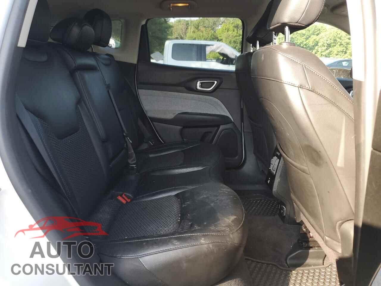 JEEP COMPASS 2022 - 3C4NJDBB7NT230718