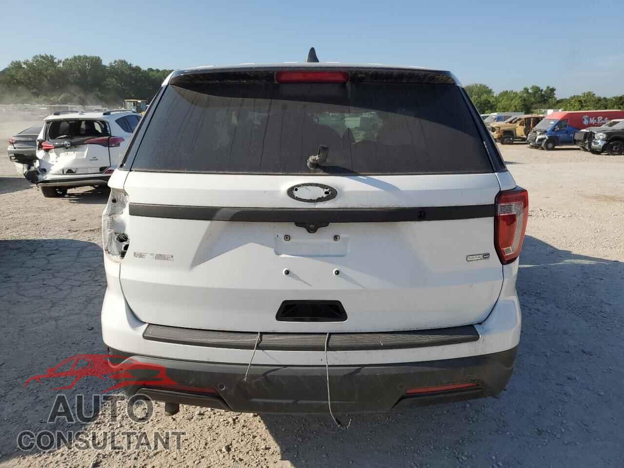 FORD EXPLORER 2018 - 1FM5K8AR0JGB58547