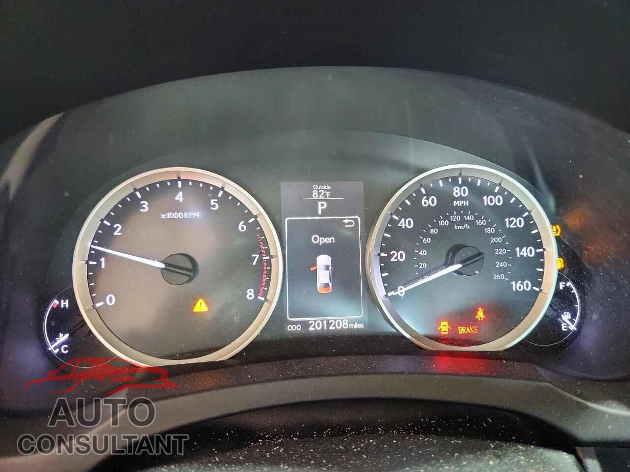 LEXUS IS 2014 - JTHCF1D20E5014115