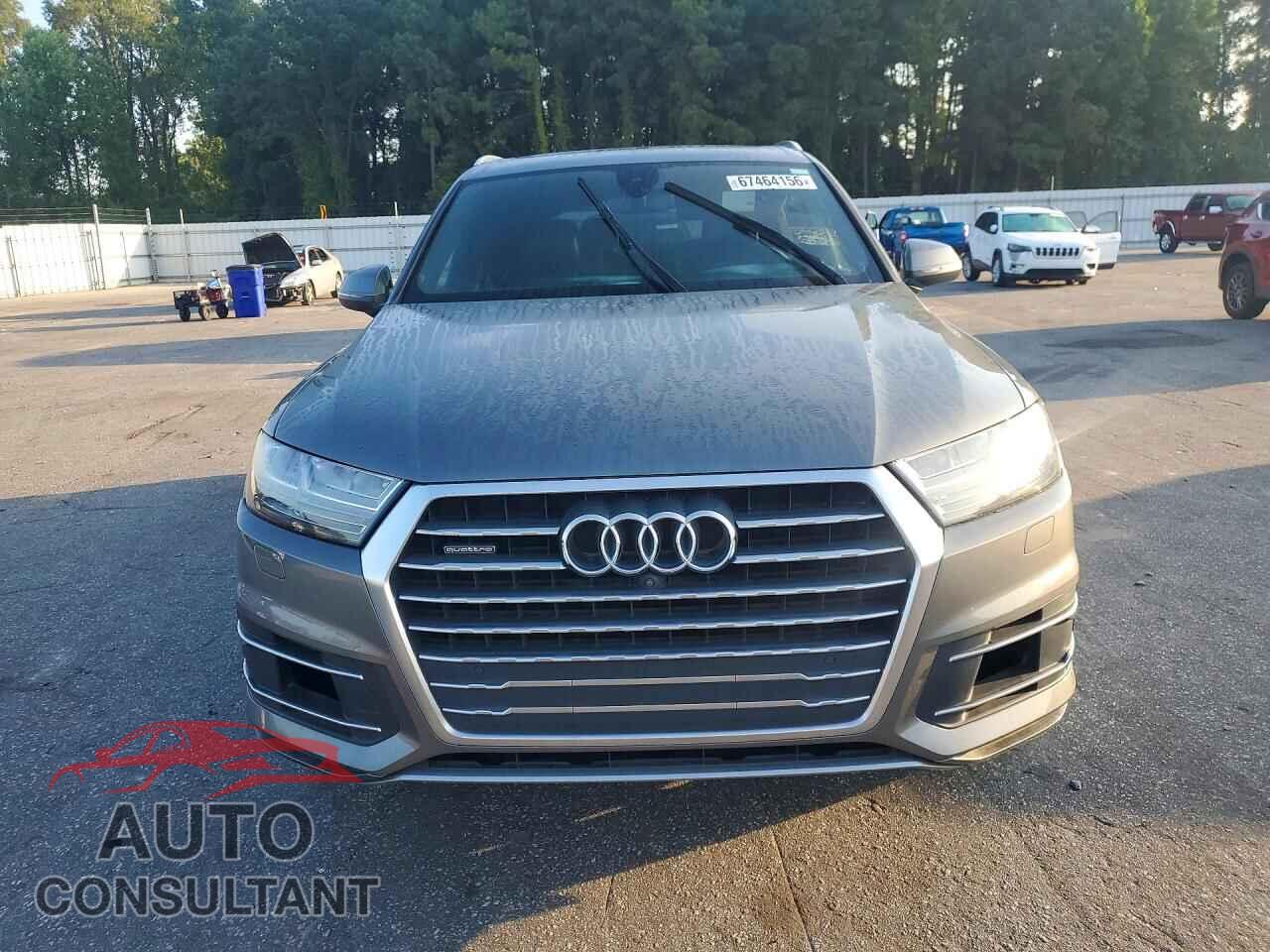 AUDI Q7 2017 - WA1LAAF73HD028944