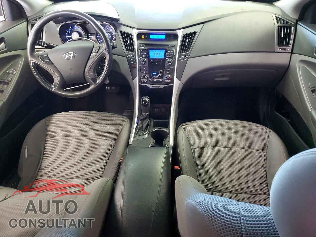HYUNDAI SONATA 2011 - 5NPEB4AC4BH155687