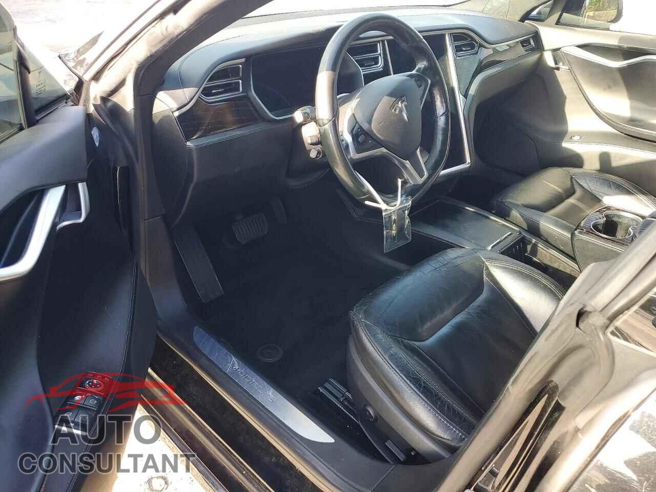 TESLA MODEL S 2016 - 5YJSA1E17GF170610