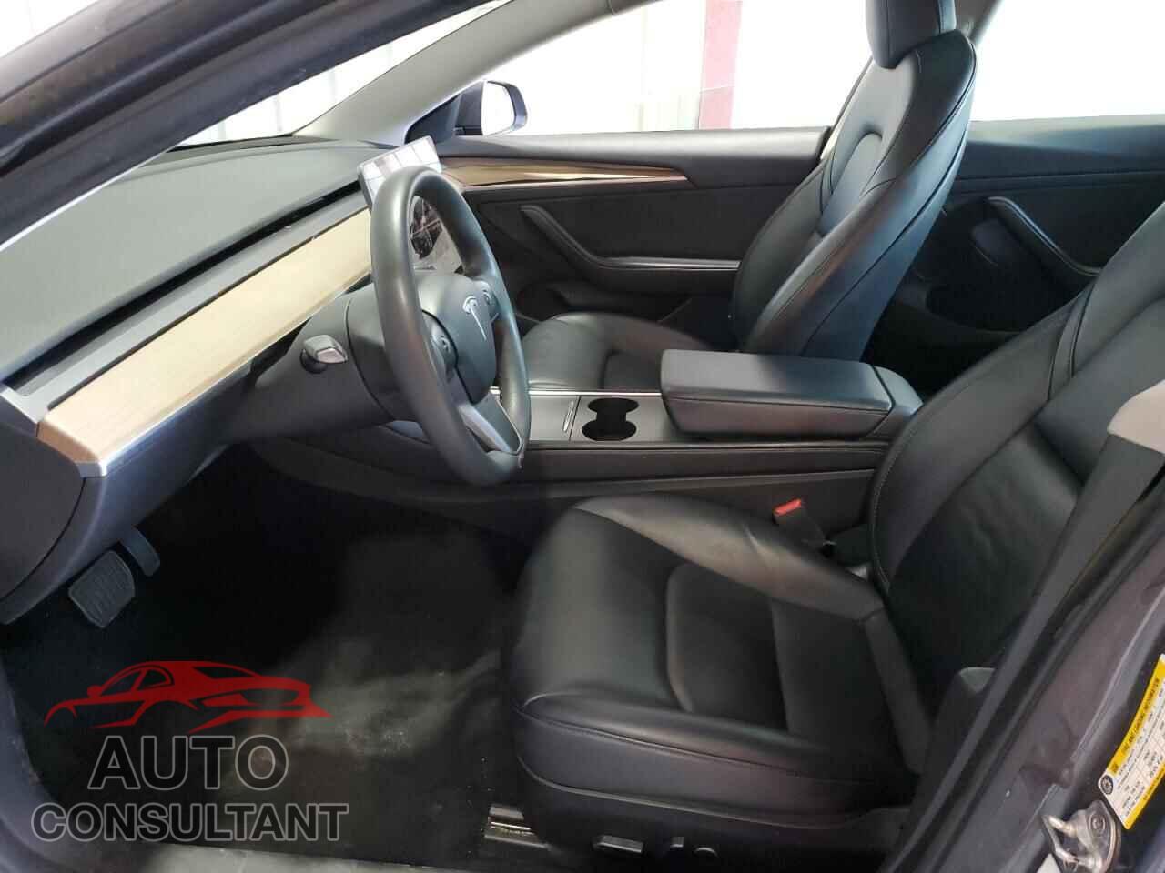 TESLA MODEL 3 2023 - 5YJ3E1EA0PF449647