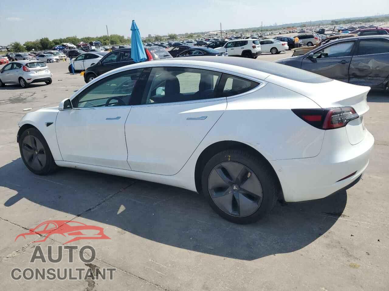 TESLA MODEL 3 2018 - 5YJ3E1EA0JF009161