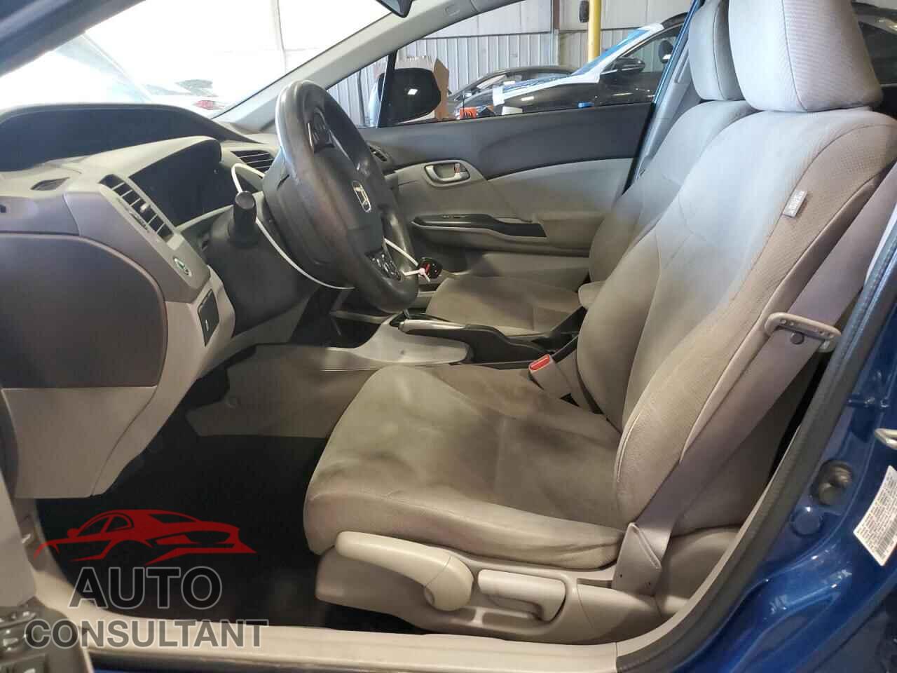 HONDA CIVIC 2012 - 19XFB2F58CE071140