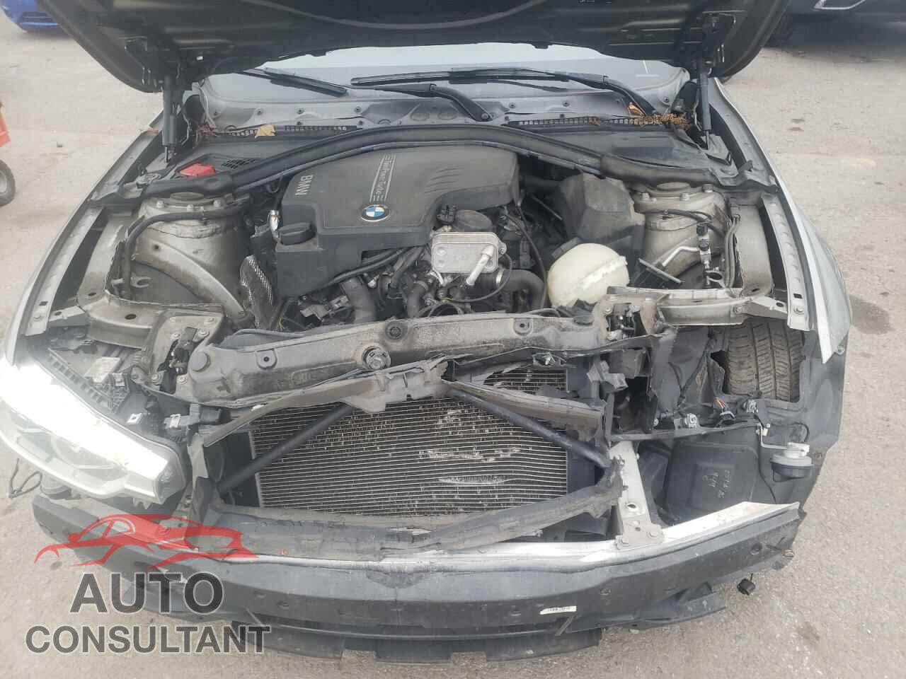 BMW 3 SERIES 2016 - WBA8E3G57GNU00655