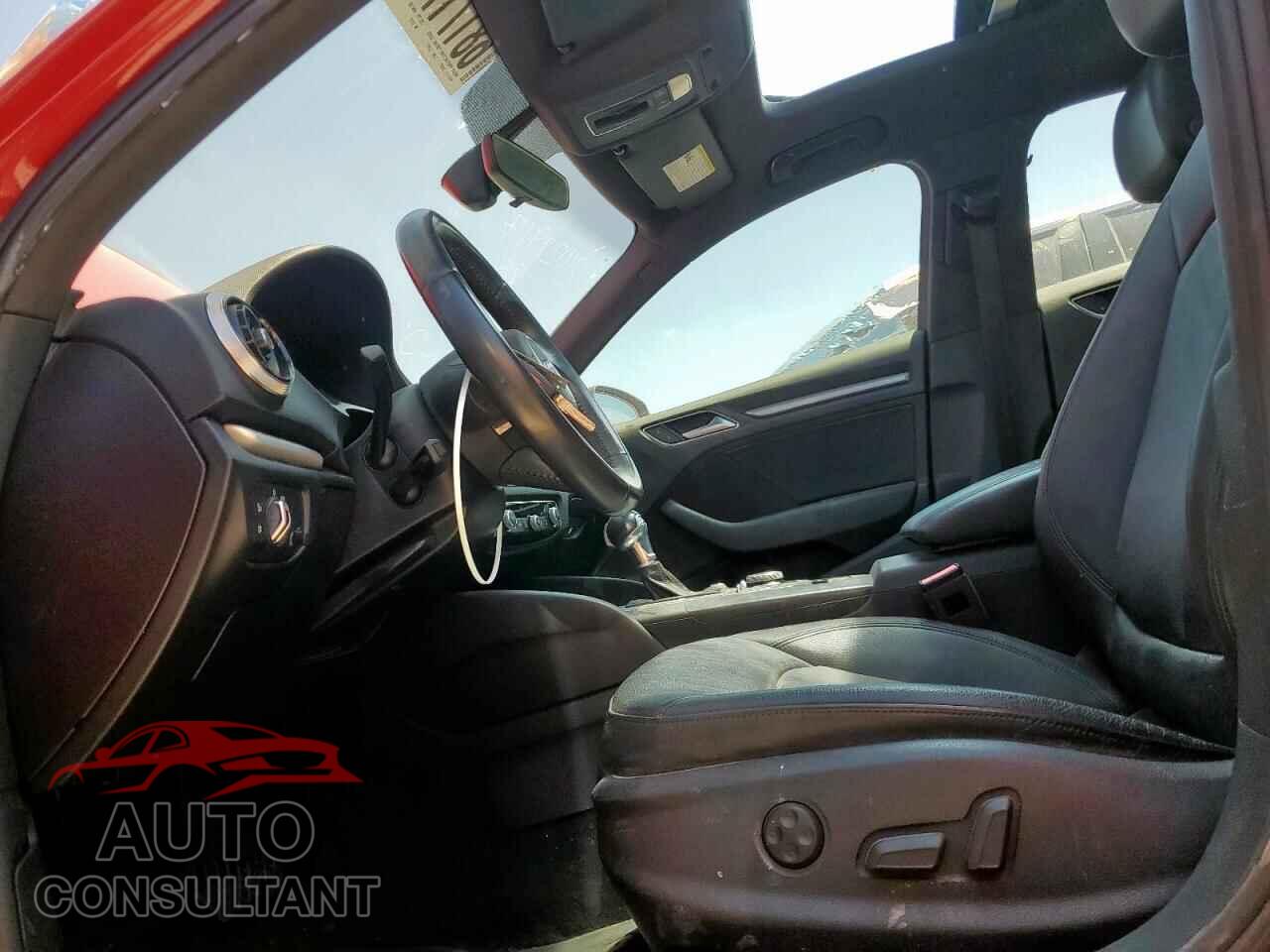 AUDI A3 2018 - WAUAUGFF7J1032420