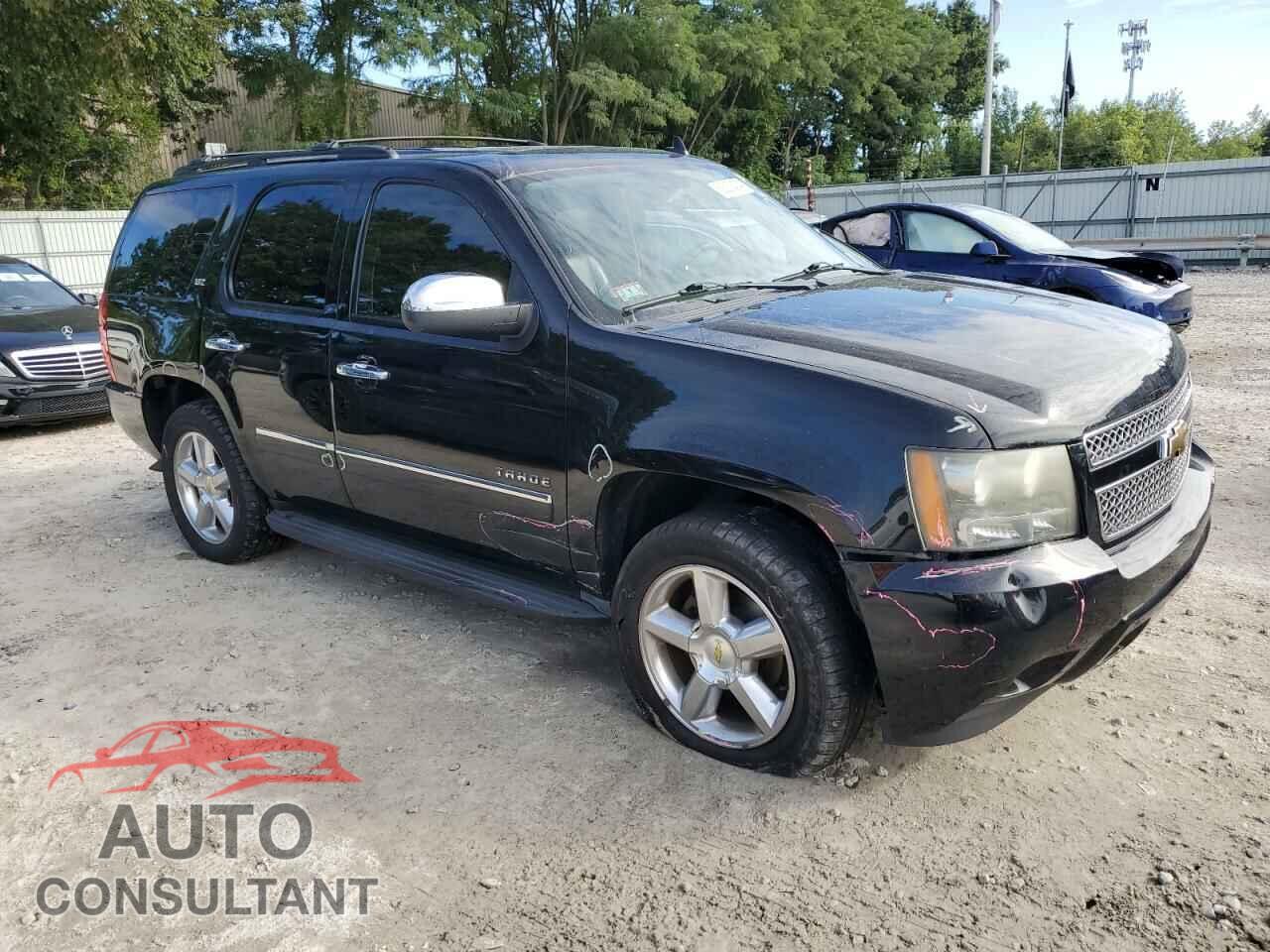 CHEVROLET TAHOE 2011 - 1GNSKCE01BR393848