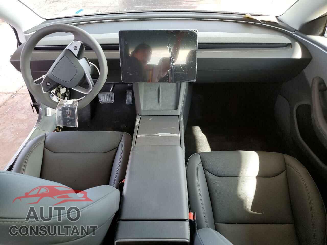 TESLA MODEL 3 2024 - 5YJ3E1EA2RF788770