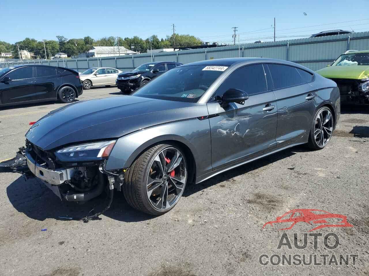 AUDI S5/RS5 2023 - WAUC4CF50PA033751