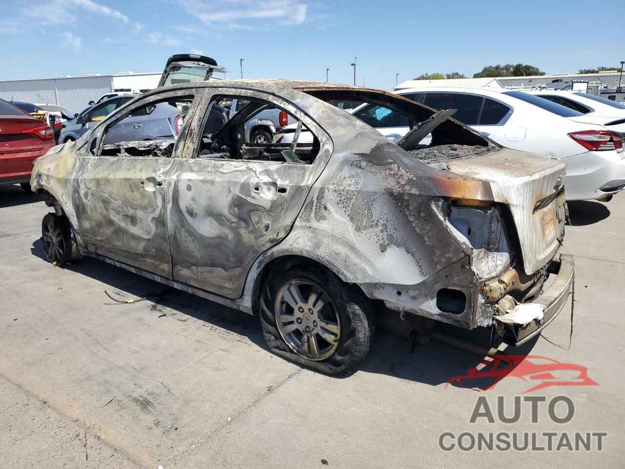 CHEVROLET SONIC 2012 - 1G1JA5SH9C4156139
