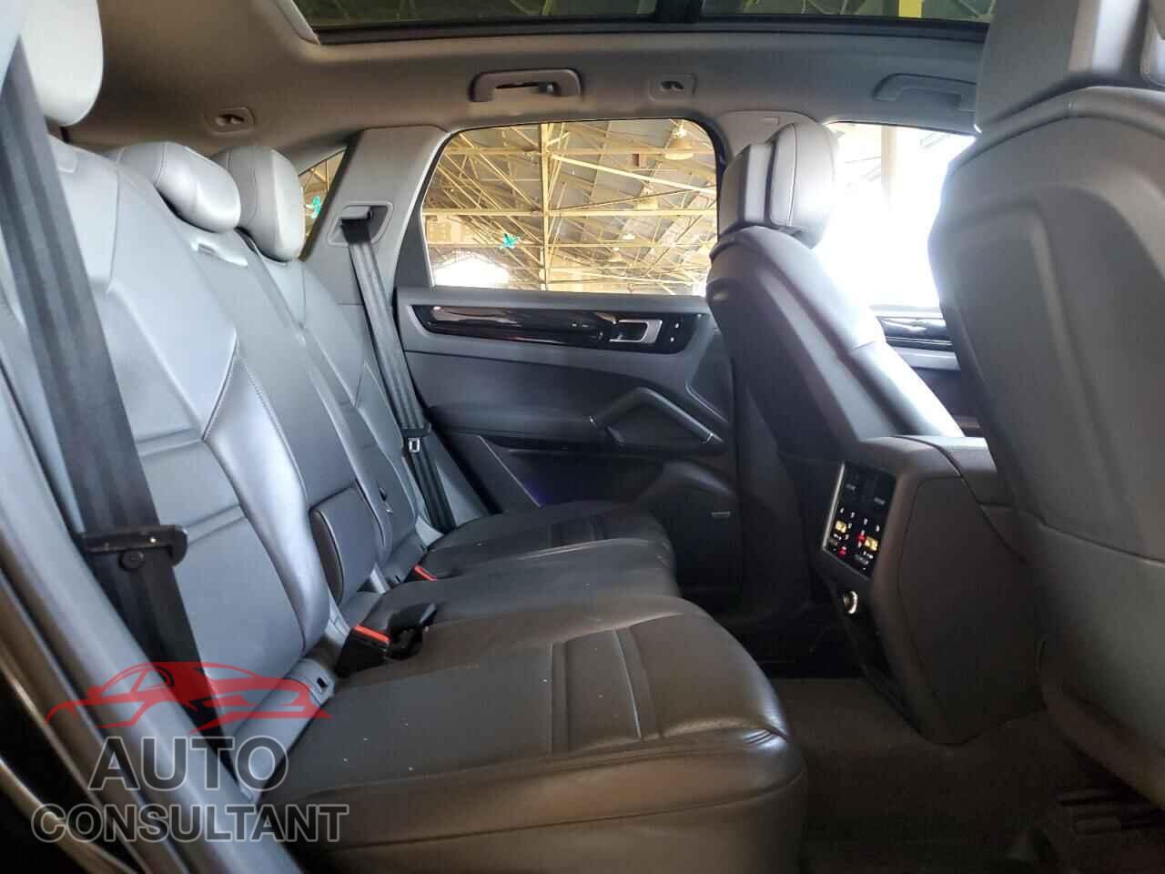 PORSCHE CAYENNE 2020 - WP1AA2AY0LDA07480