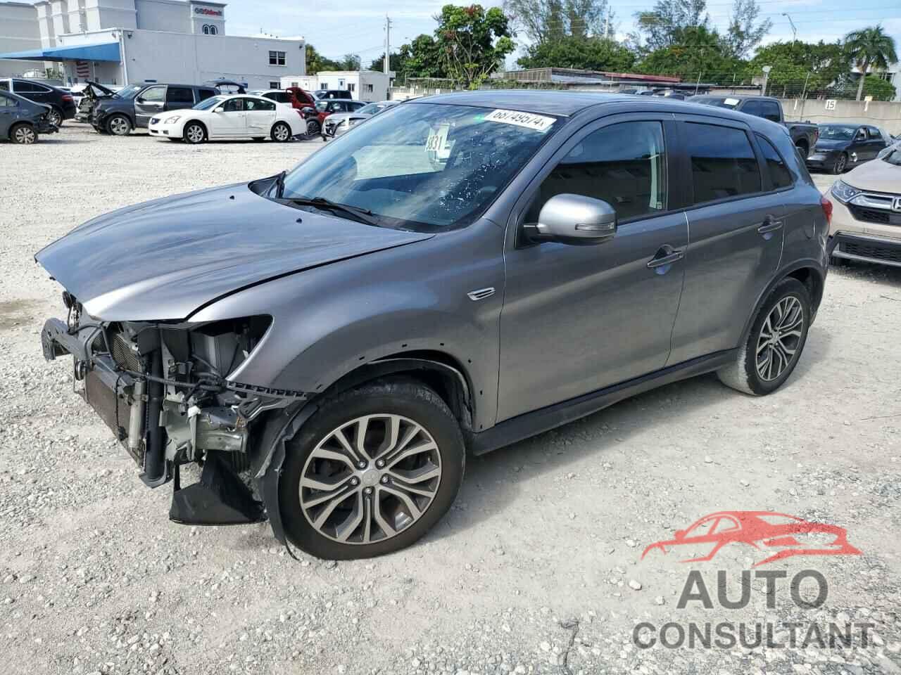 MITSUBISHI OUTLANDER 2018 - JA4AR3AU0JU018161