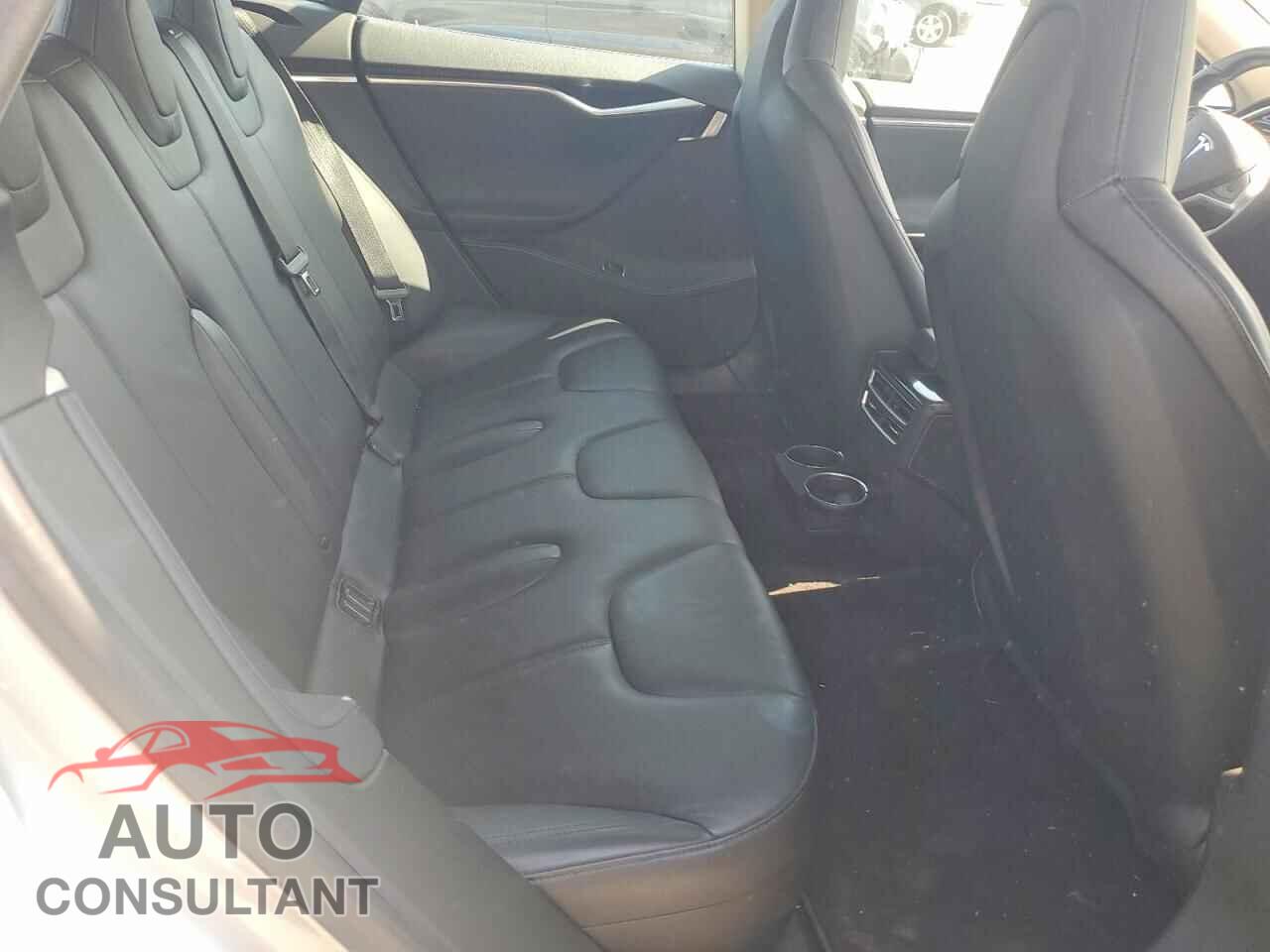 TESLA MODEL S 2014 - 5YJSA1H13EFP53152