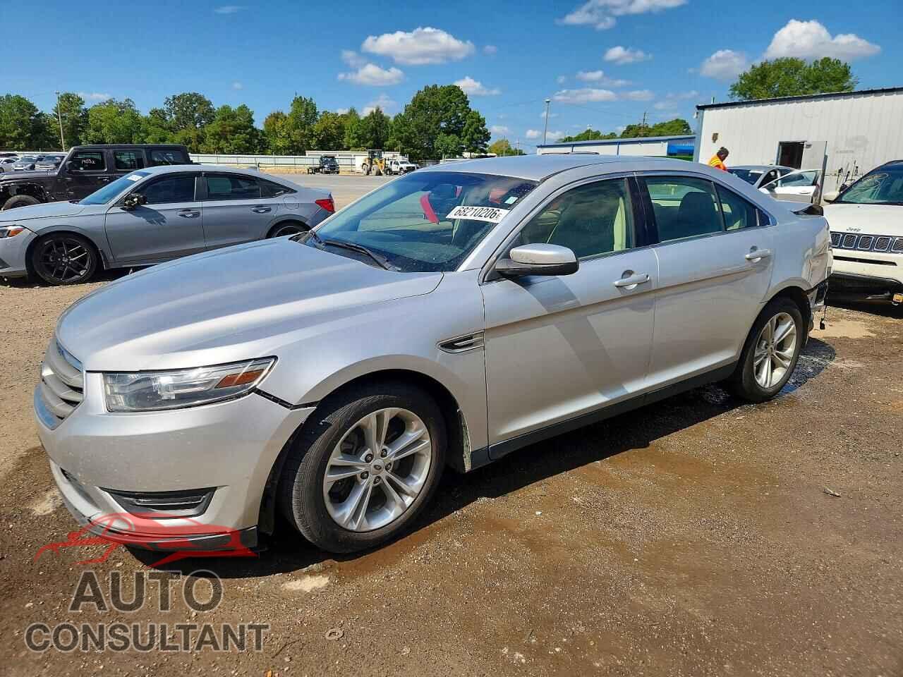 FORD TAURUS 2014 - 1FAHP2E82EG150060