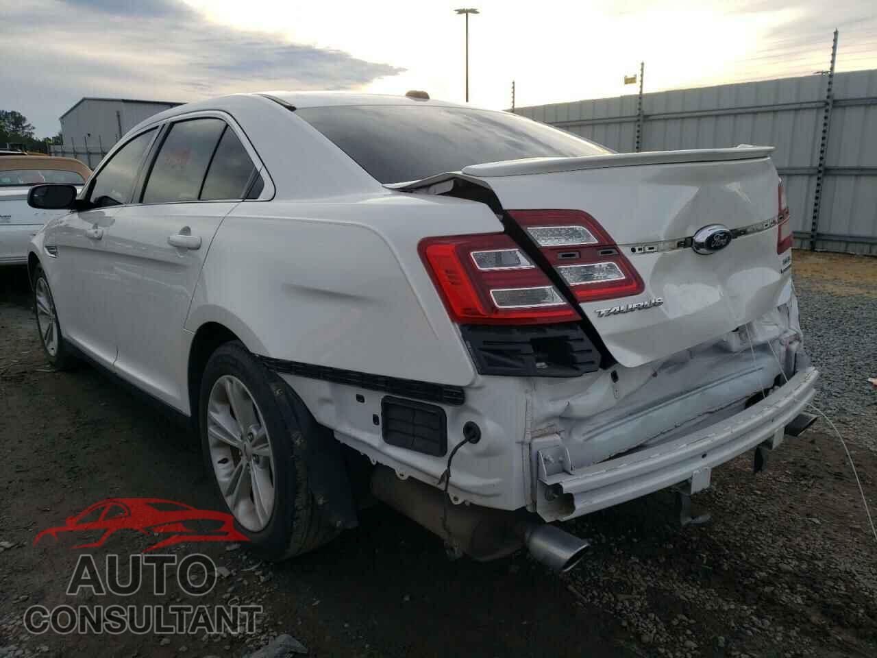FORD TAURUS 2016 - 1FAHP2E88GG102033