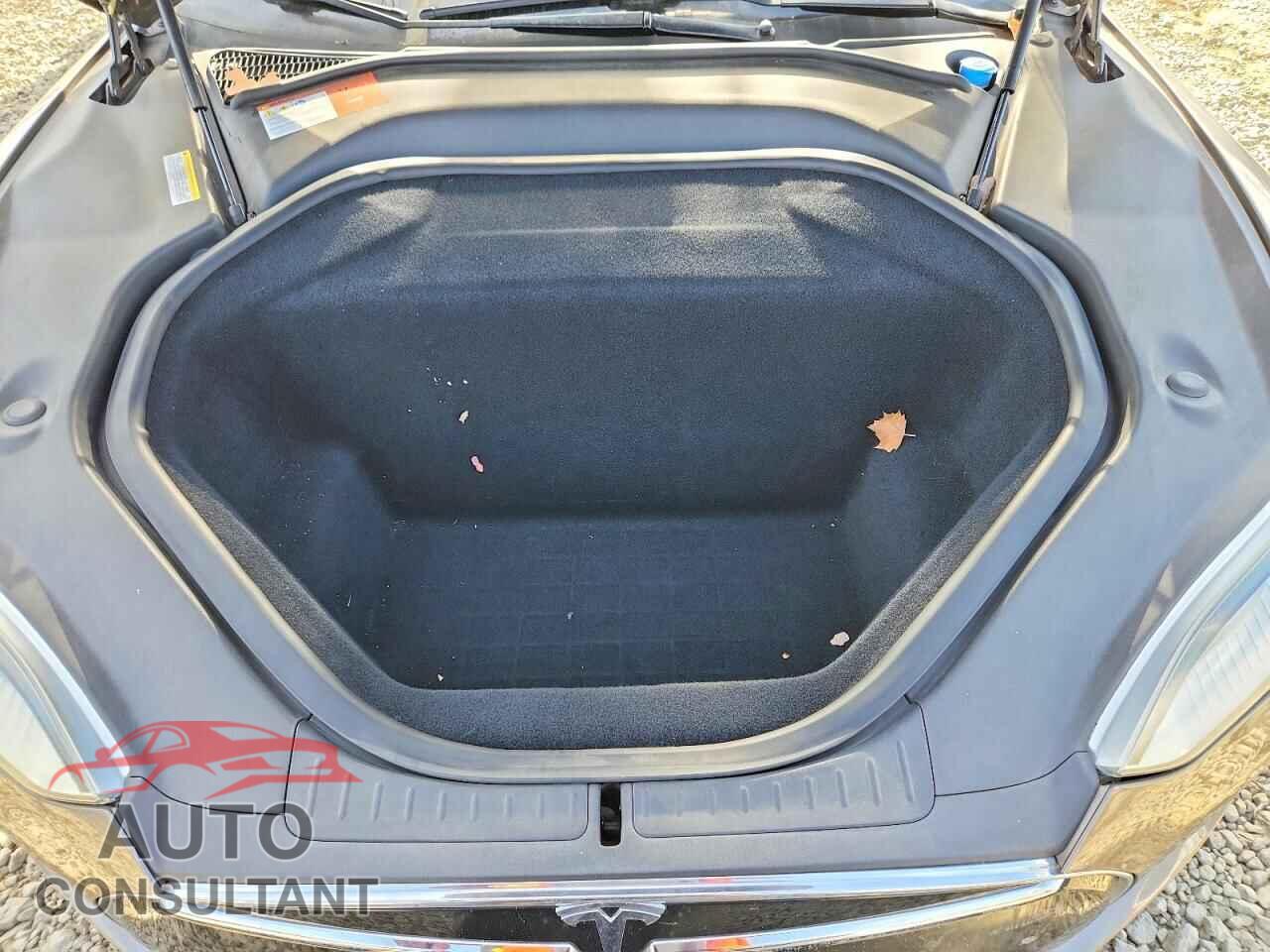 TESLA MODEL S 2015 - 5YJSA1H22FF090084