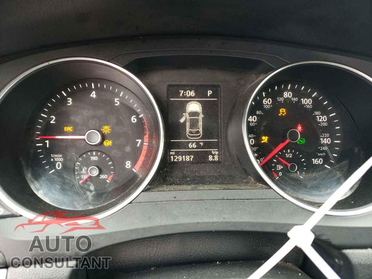 VOLKSWAGEN JETTA 2017 - 3VWDB7AJ2HM343894
