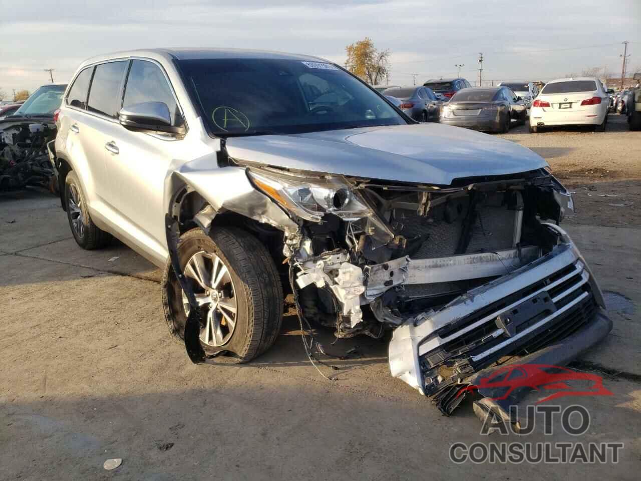 TOYOTA HIGHLANDER 2019 - 5TDBZRFHXKS930262