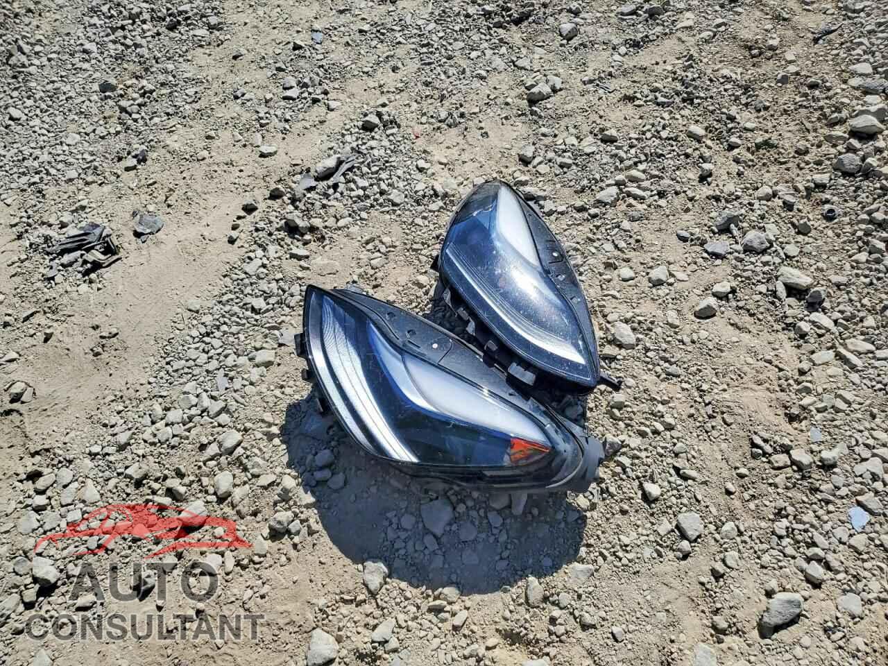 TESLA MODEL 3 2023 - 5YJ3E1EA8PF645769