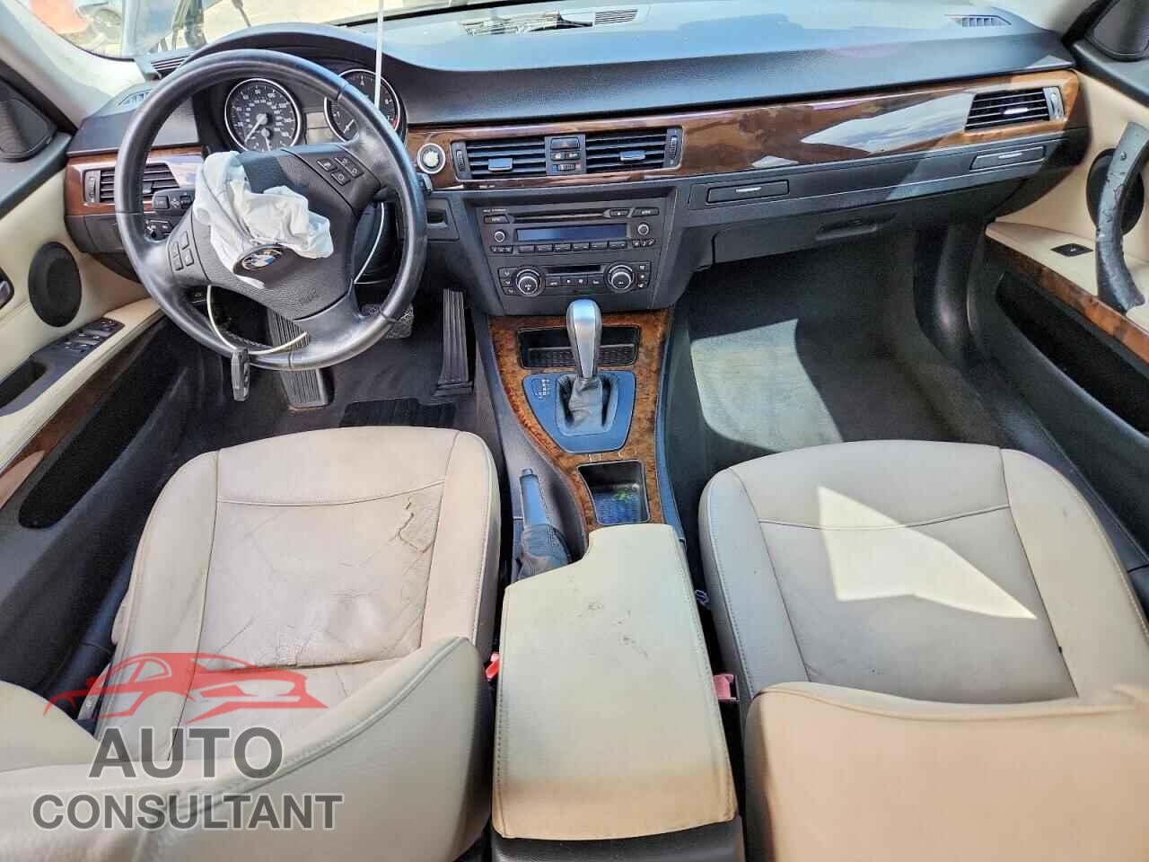 BMW 3 SERIES 2011 - WBAPH7C5XBE851037