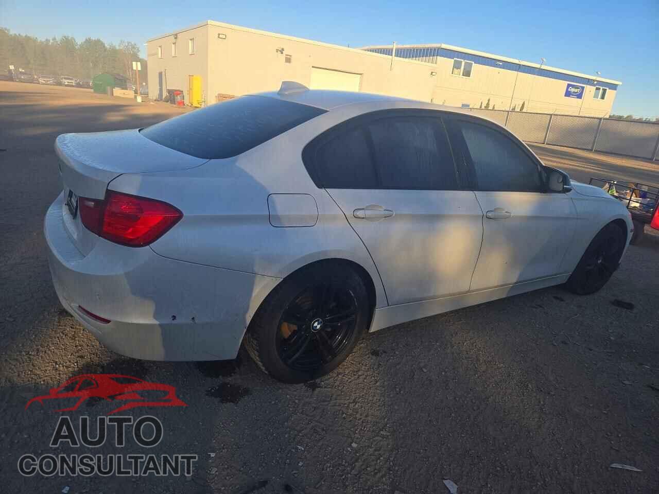 BMW 3 SERIES 2012 - WBA3B1C55CFX99762