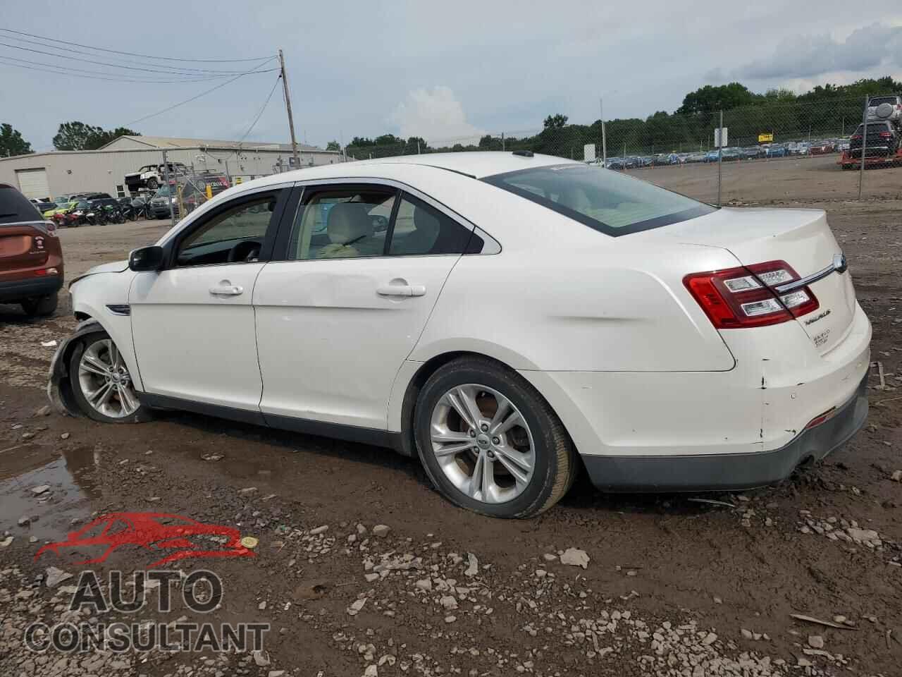 FORD TAURUS 2015 - 1FAHP2E84FG174085