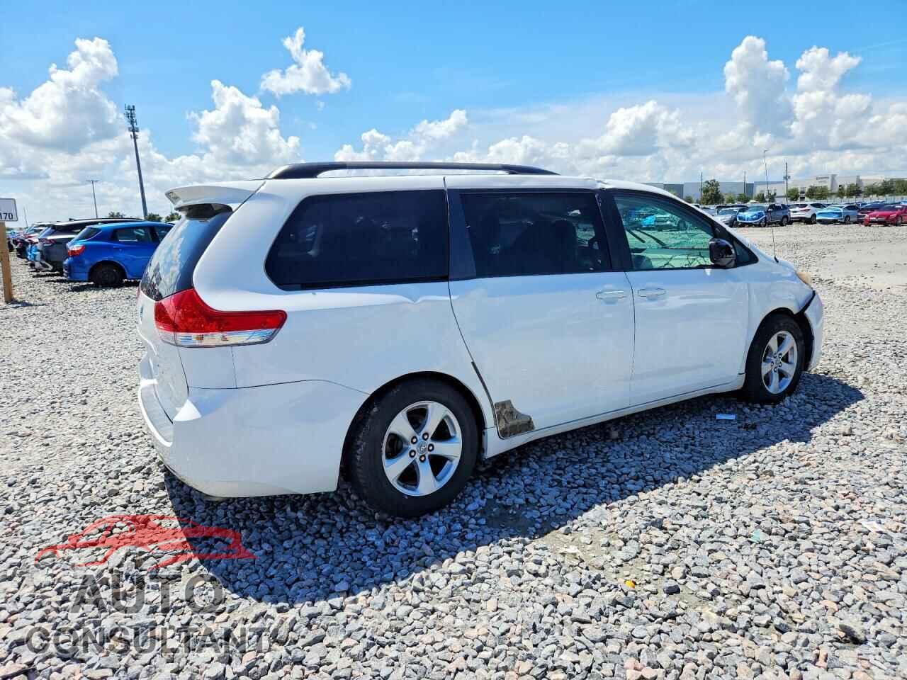 TOYOTA SIENNA 2012 - 5TDKK3DC5CS213455