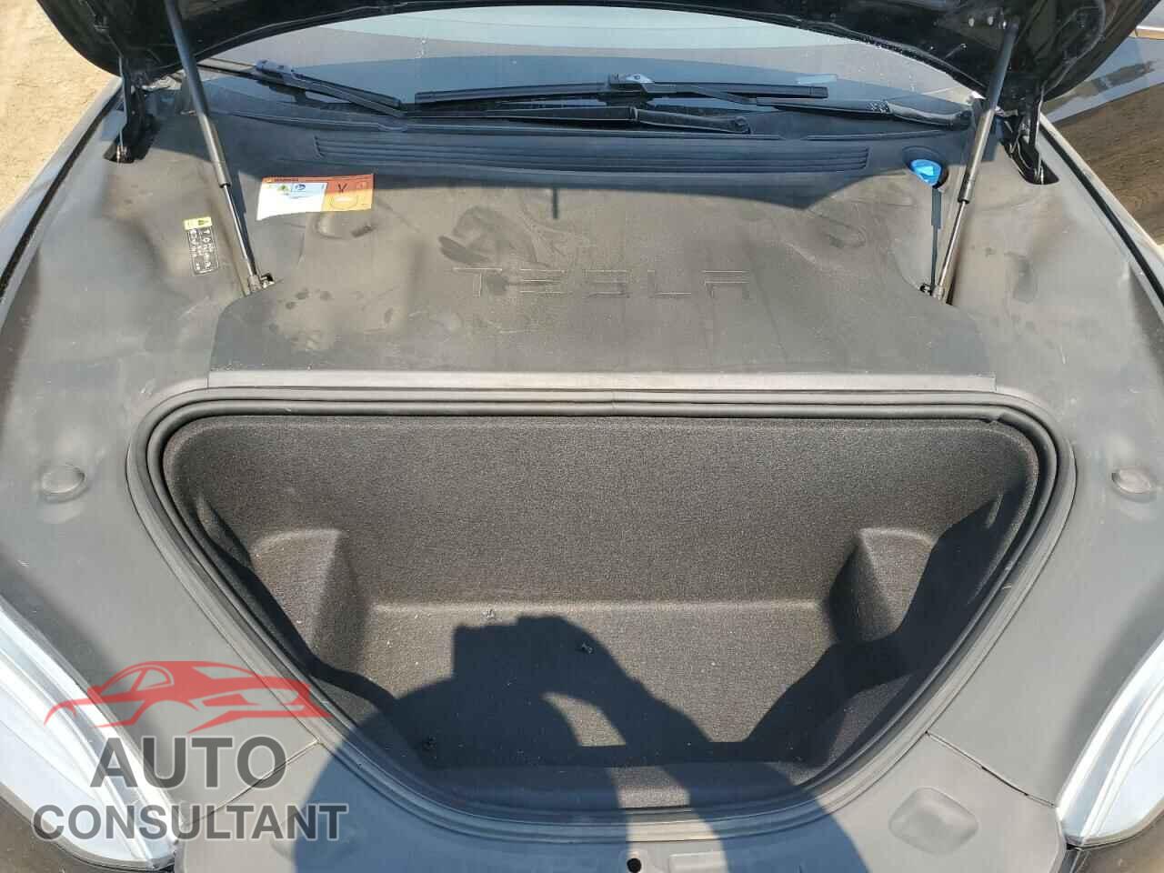 TESLA MODEL S 2017 - 5YJSA1E23HF224348