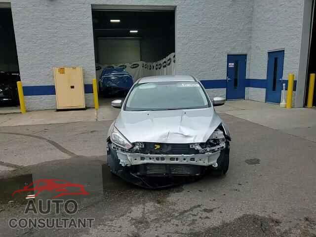 FORD FOCUS 2016 - 1FADP3F23GL246191