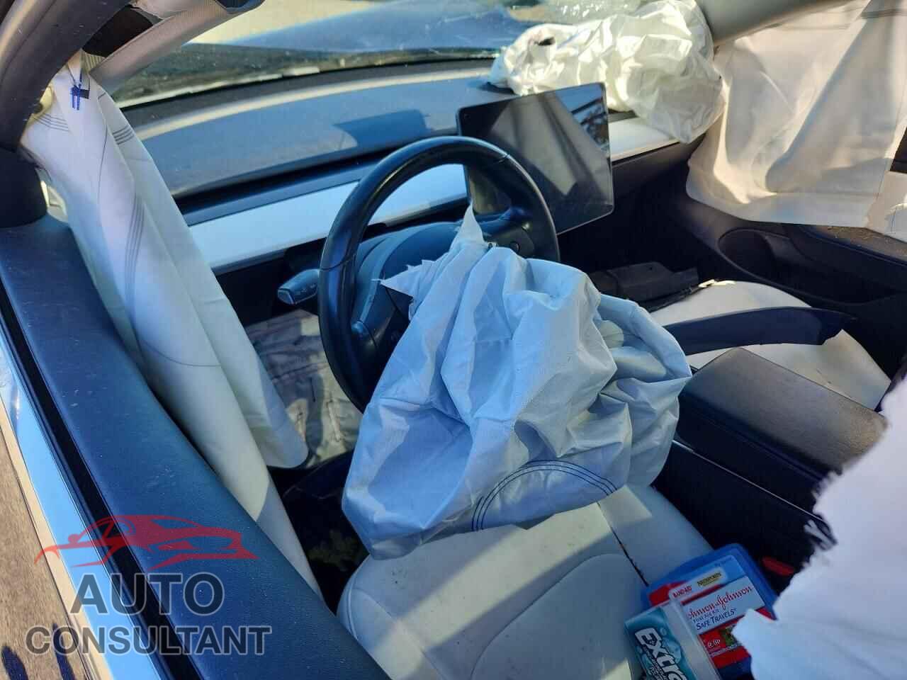 TESLA MODEL 3 2018 - 5YJ3E1EB7JF096470