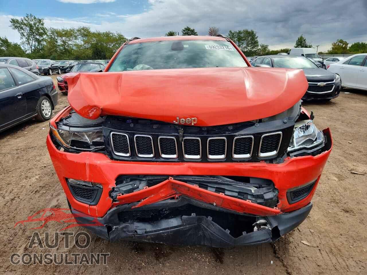 JEEP COMPASS 2018 - 3C4NJCAB4JT133675