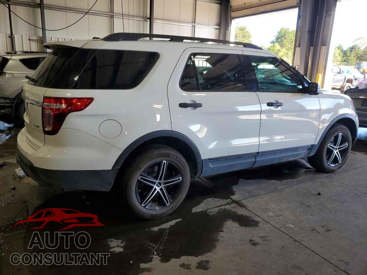 FORD EXPLORER 2015 - 1FM5K8B88FGA96635