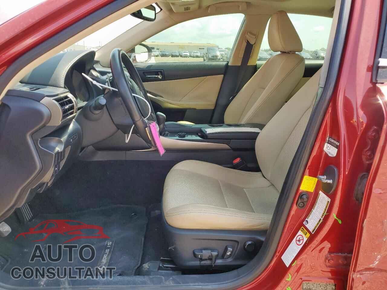 LEXUS IS 2014 - JTHBE1D20E5006434
