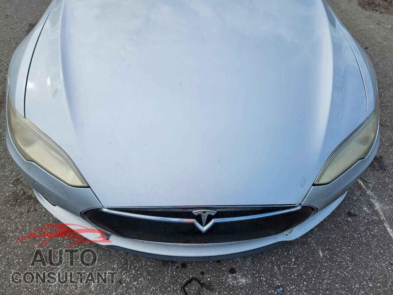TESLA MODEL S 2016 - 5YJSA1E26GF131824