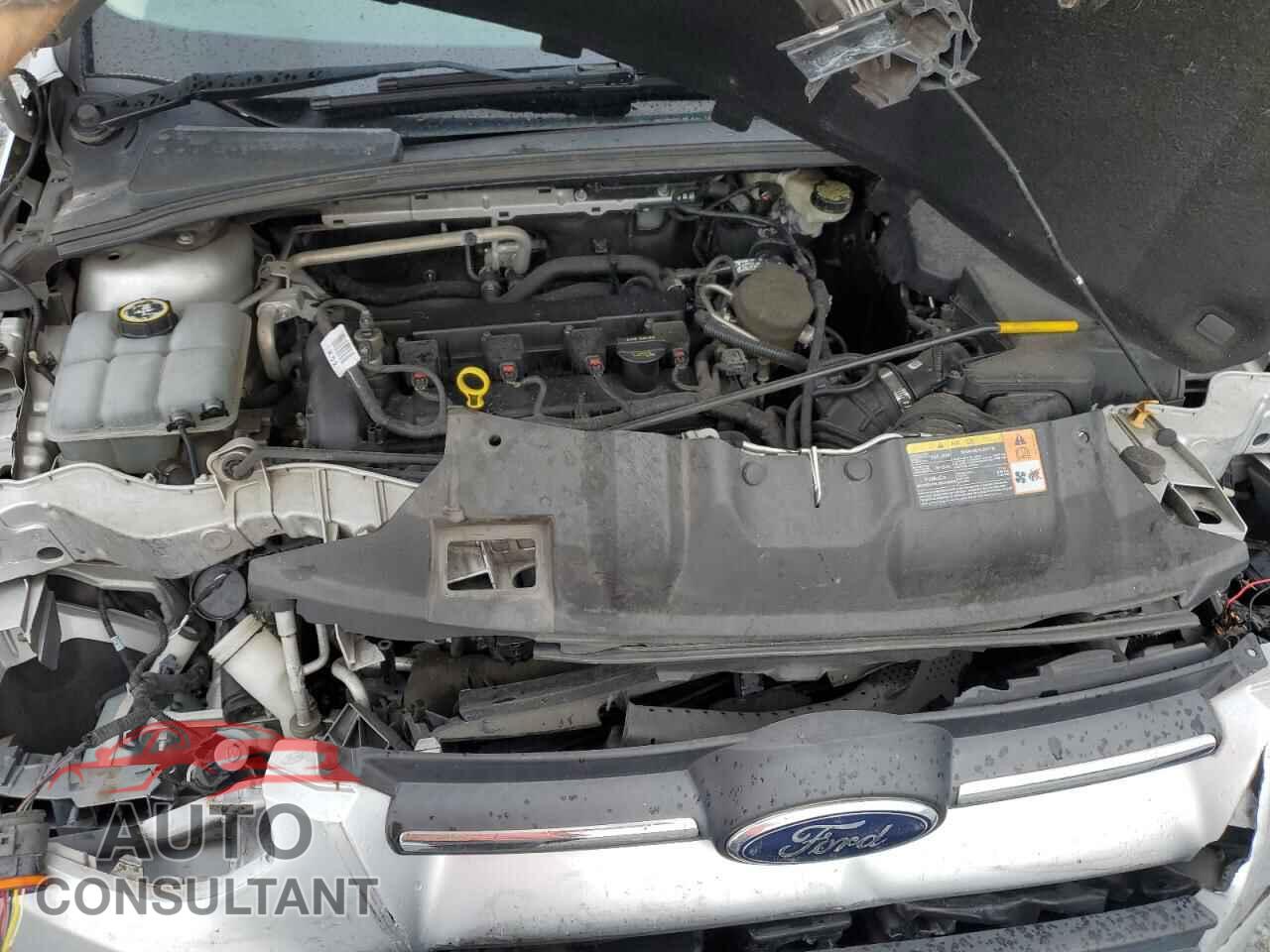 FORD FOCUS 2014 - 1FADP3E28EL165900