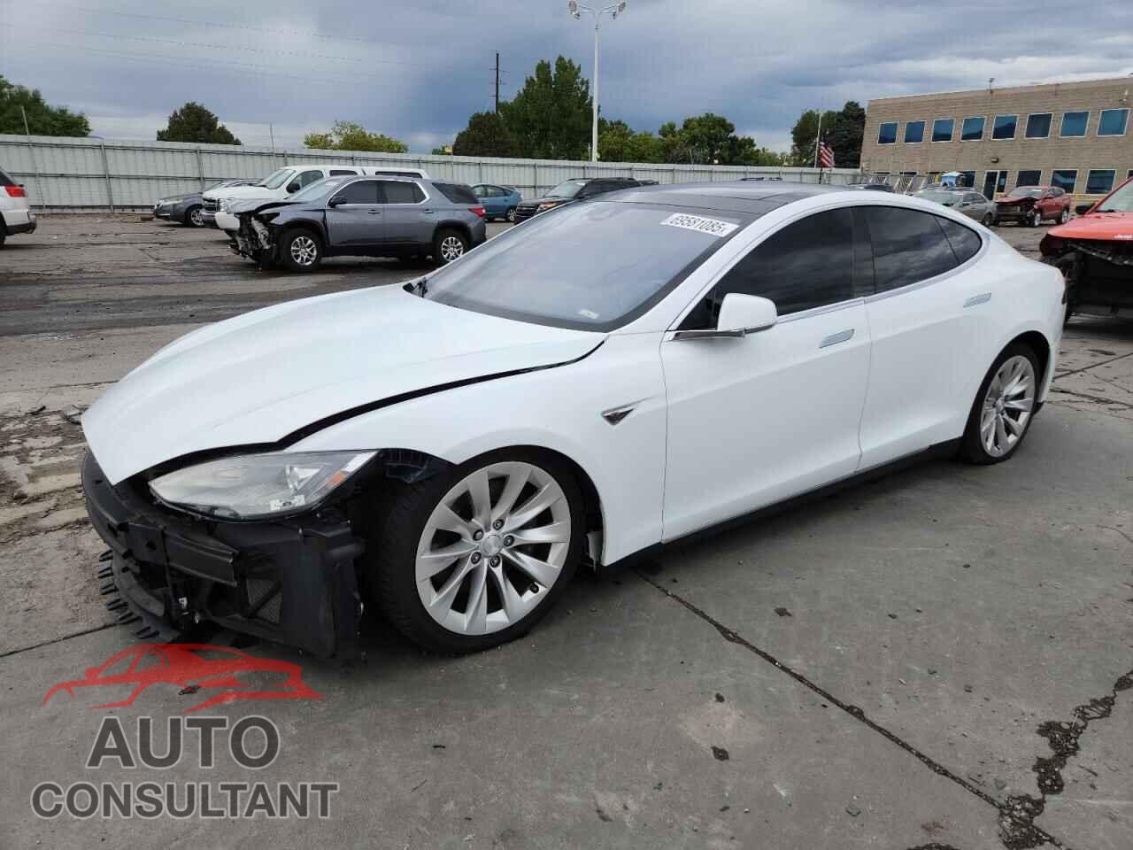 TESLA MODEL S 2016 - 5YJSA1E27GF127572