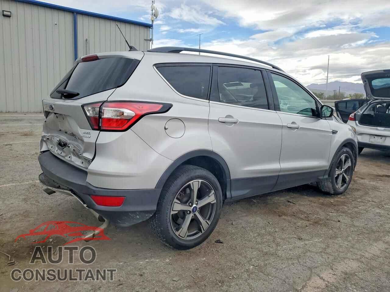 FORD ESCAPE 2018 - 1FMCU0HD5JUD37505