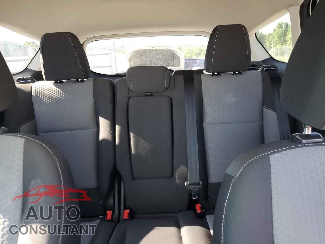 FORD ESCAPE 2017 - 1FMCU0GD2HUD52863