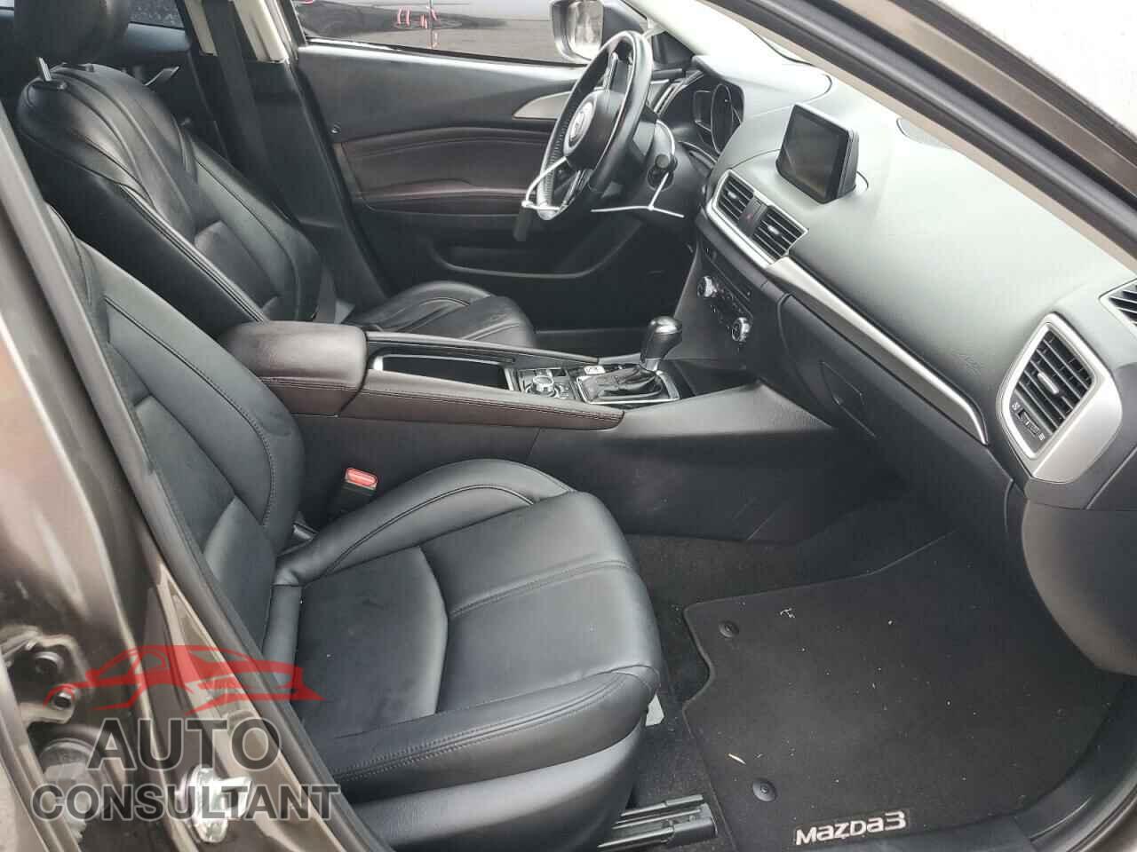 MAZDA 3 2017 - 3MZBN1V72HM129532