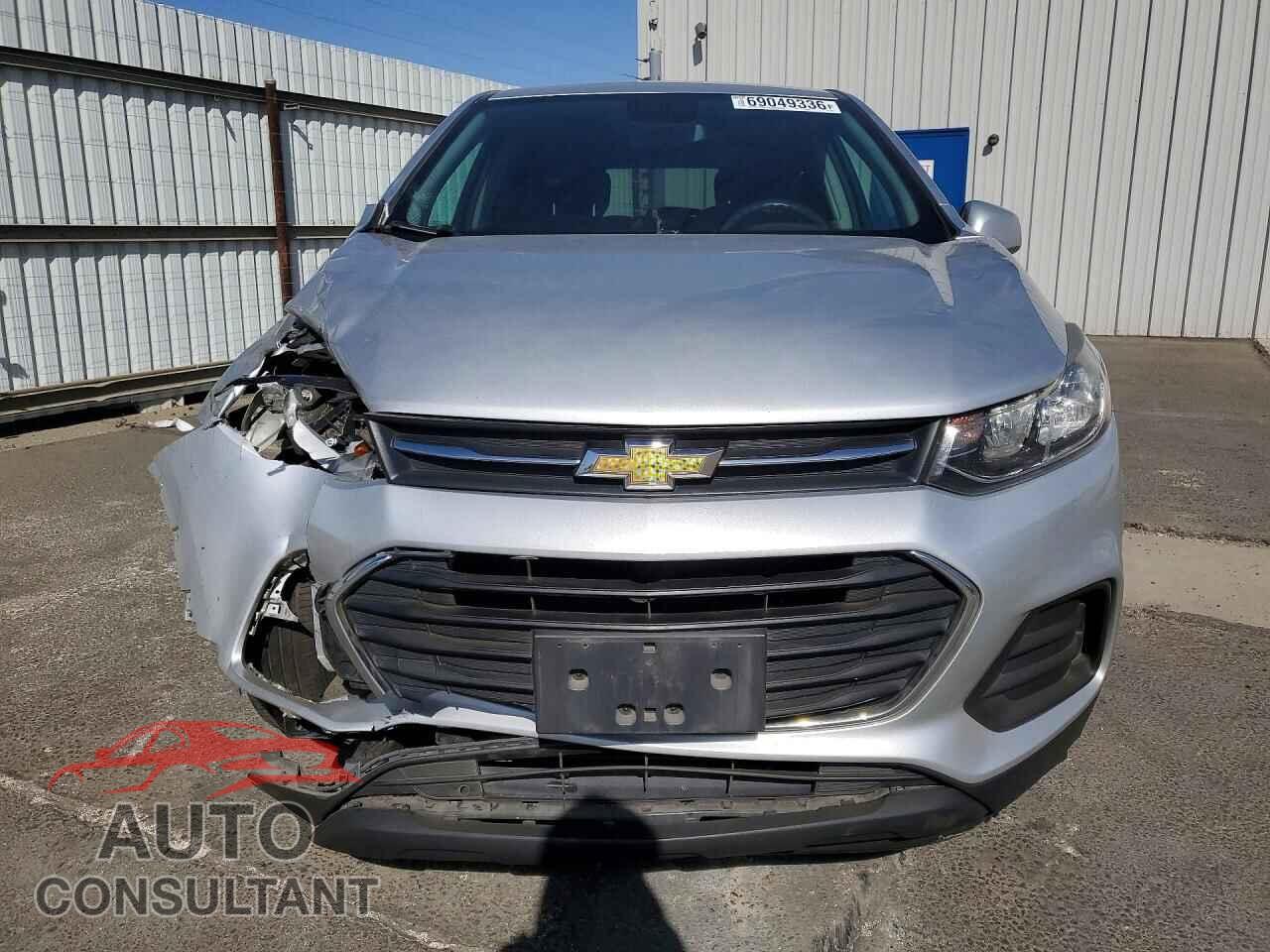 CHEVROLET TRAX 2017 - 3GNCJKSB3HL250858