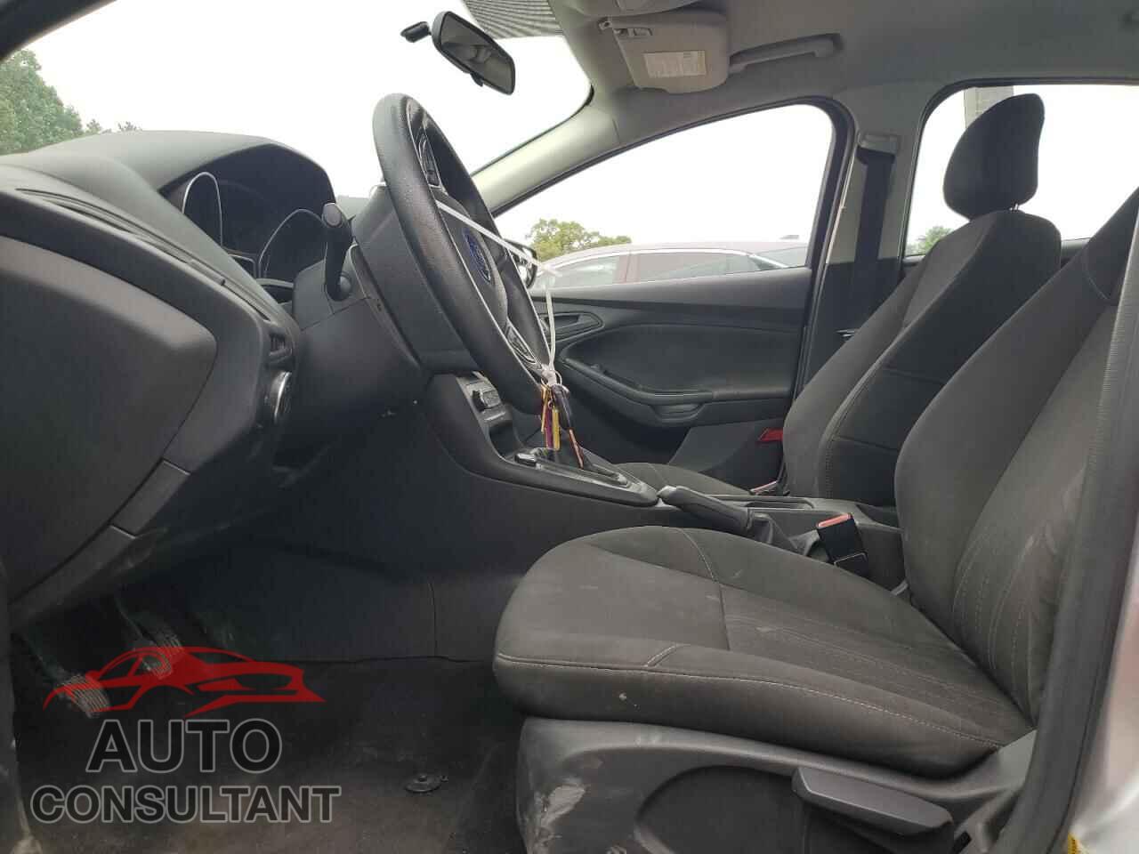 FORD FOCUS 2017 - 1FADP3E27HL243233