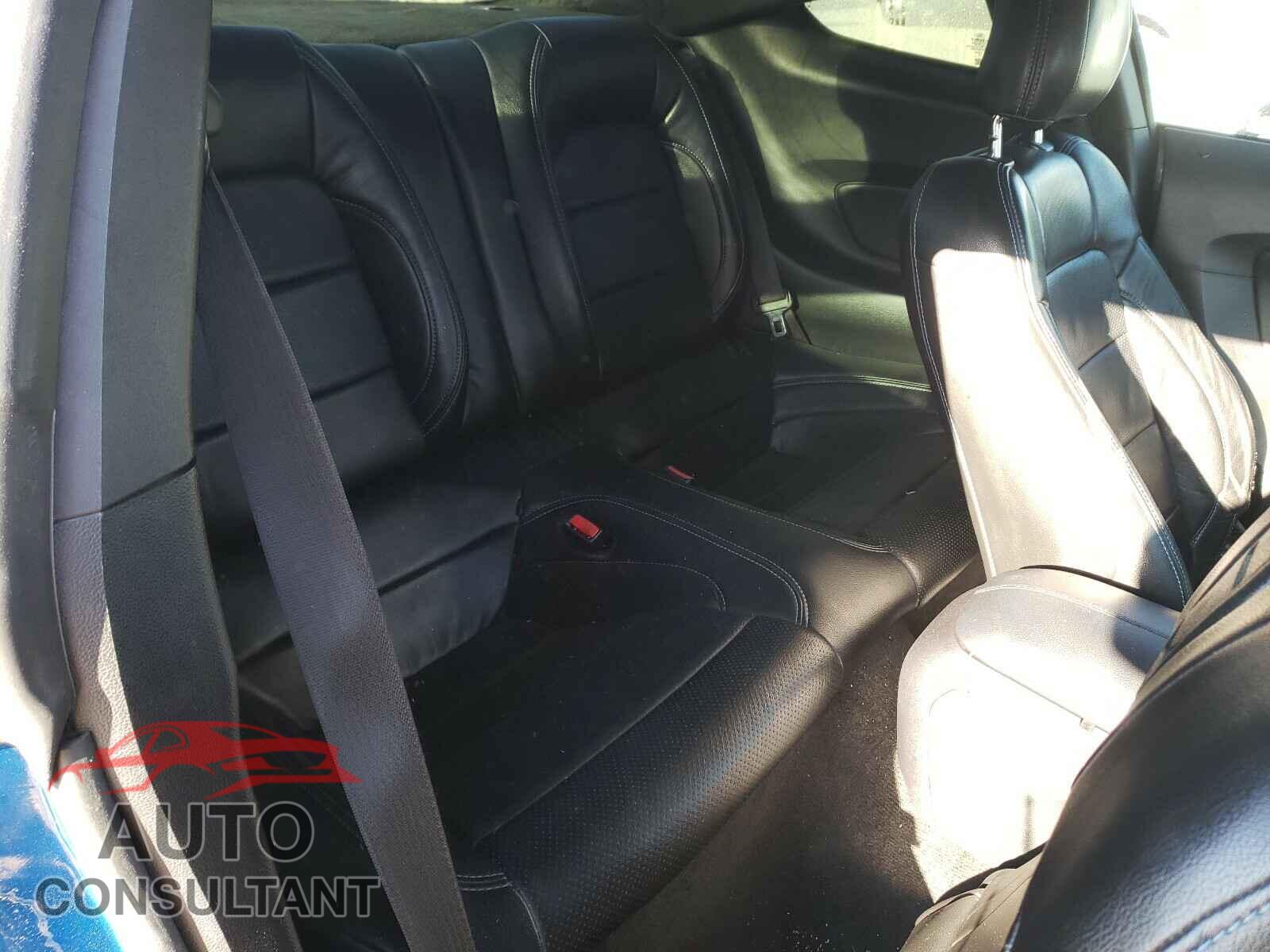 FORD MUSTANG 2017 - 1FA6P8AM5H5240879